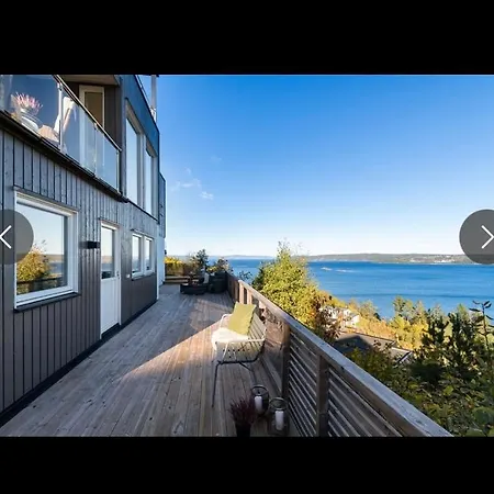 Moderne Funkis Med Fantastisk Havutsikt